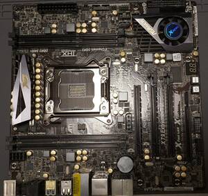 【動作確認済】ASRock X79 Extreme4-M LGA2011 マイクロATXマザーボード