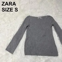 ZARA　ザラ　ニット　クロスデザインのバックスタイル　グレー（224）