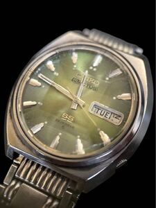 A11064 1円～SEIKO セイコー 5ACTUS アクタス 6106-7700 カットガラス 緑文字盤 自動巻 デイデイト メンズ