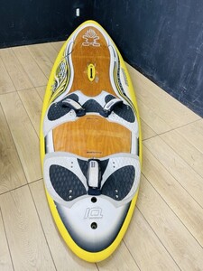 手渡し歓迎 STARBOARD IQ ウィンドサーフィンボード イエロー x ホワイト スタンダード カーボン スターボード 235cm / 511011