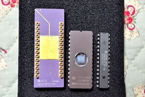 ★☆《日立》 MPU ★ HD63P01M 64Kビット EPROM & RAM セット☆★