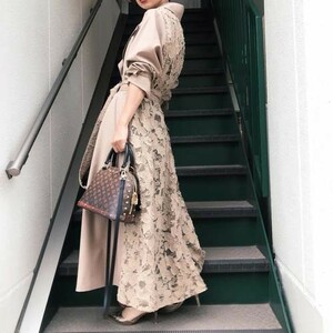 新品未使用★【Ameri VINTAGE(アメリヴィンテージ)】BACK LACE COAT(バックレーストレンチコート)