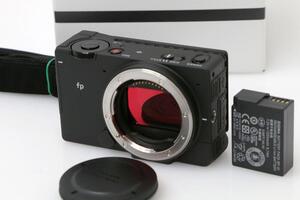 美品｜シグマ fp L ボディ CA01-C511-2O3 SIGMA Lマウント レンズ交換式デジタルカメラ フルサイズ