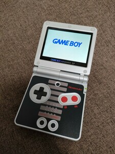 【IPS液晶】ゲームボーイアドバンスSP本体 NESカラーバージョン おまけ付き GBA 北米版 GAME BOY ADVANCE