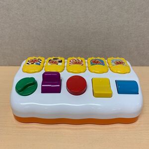 y091810m バンダイ(BANDAI) BabyLabo べビラボ アンパンマン ひらいてぴょこん! 対象年齢1歳以上