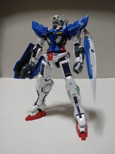 ★RG1/144ガンダムエクシア　【素組スミ入れ完成品】