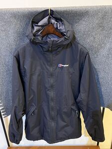 berghaus DELUGE PRO ジャケット　中綿　L 美品　バーグハウス