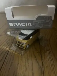 SPACIA イエローホワイト2トーン ミニカー 透明ケース付き　スペーシア