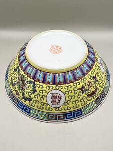 【海】中国美術　50～80年代　景徳鎮製在銘　粉彩大碗２　手絵　時代物　美術品