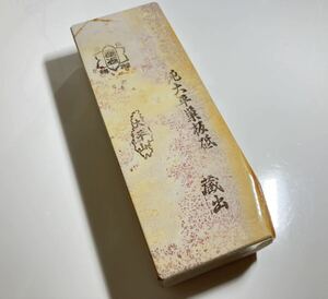 天然砥石 京都 大平 巣板 蓮華 1560g 仕上砥 鉋 鑿 大工道具 包丁 小刀 彫刻刀 木彫 カミソリ 砥石