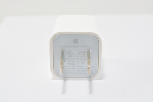 ★Apple アップル純正 USB充電アダプター A1385