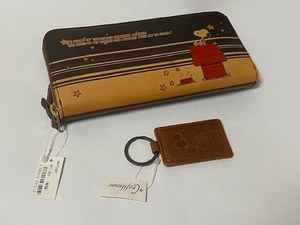 ピーナッツ PEANUTS スヌーピー SNOOPY プリントデザイン ジップウォレット 長財布 + キーホルダー 展示未使用品　