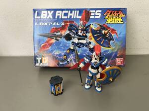 ダンボール戦機 LBXアキレス プラモデル完成品 組立済 箱付