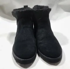 【雷市場（ポンジャン）商品韓国直送】 Uggs ( UGG ） ムートンブーツ 230 サイズ