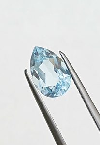 美品！ ブルートパーズ ペアシェイプ ルース 1.81ct (LA-2202)