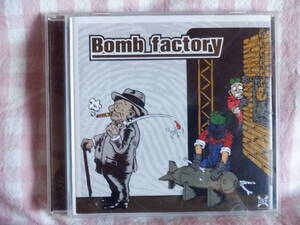 Ｄ１２　中古ＣＤ『ＢＯＭＢ　ＦＡＣＴＯＲＹ／ＢＯＭＢ　ＦＡＣＴＯＲＹ～７曲入り』～帯付き