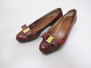 Salvatore Ferragamo pumps 6 C 317