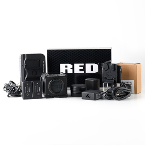 RED DIGITAL CINEMA レッド KOMODO 6K シネマカメラ 付属品多数 【使用時間:125.9h】