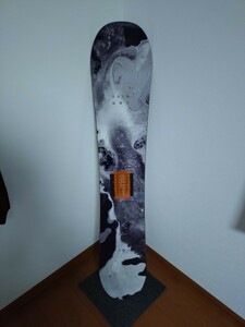 ベースワックス永久無料！　中古品　SALOMON　サロモン　Frontier　フロンティア　153cm デッキパッド付き　スノーボード　ボード　スノボ