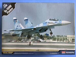 スホーイ　Su-30MK フランカー　1/48 アカデミー