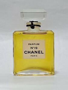 未開栓 CHANEL シャネル No.19 パルファム 28ml