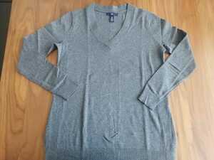 GAP　チャコールグレー　Vネックニット XＳ　美品　コットン