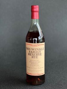 未開封！Van Winkle Family Reserve Rye Whiskey 13years Old Commonwealthでジュリアン ヴァンウインクル 自らボトリング時代！バーボン