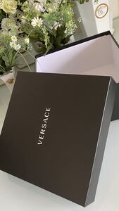 versace ヴェルサーチェBOX美品ブラック