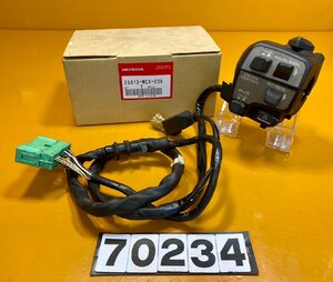 【送料無料!!】70234 中古 HONDA ホンダ GL1800 ハンドルスイッチ 右 35013-MCA-000